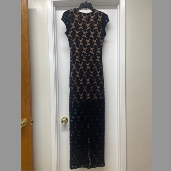 NIGHTCAP Black Lace Keyhole Open Bottom Maxi Dress EUC - Picture 10 of 12